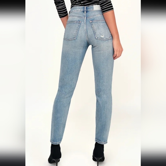 NEW Pistola Anthropologie Nico Mom Jeans Distressed Swell Light Blue Luxury - Picture 4 of 16